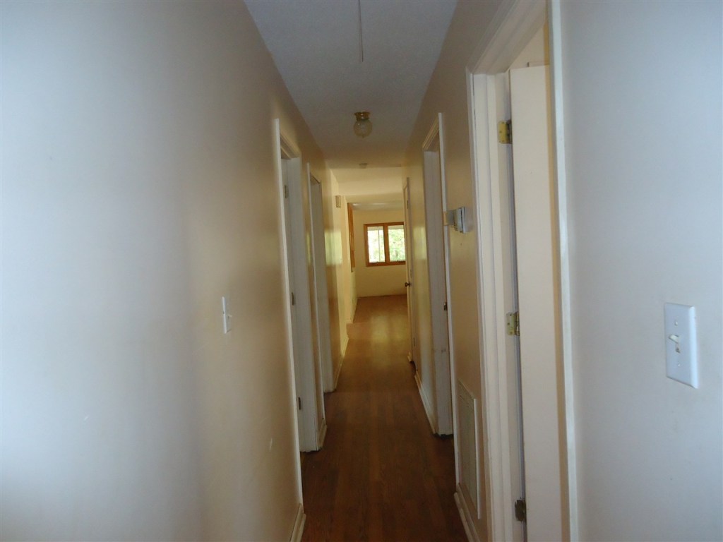2143 Seven Forks Road Martin, GA 30557 - Photo 7 of 33