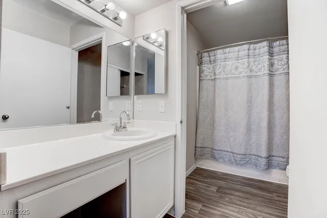 $1,125 | 8070 West Russell Road, Unit 1061, Las Vegas, NV 89113