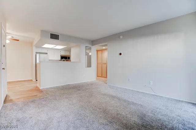$1,125 | 8070 West Russell Road, Unit 1061, Las Vegas, NV 89113