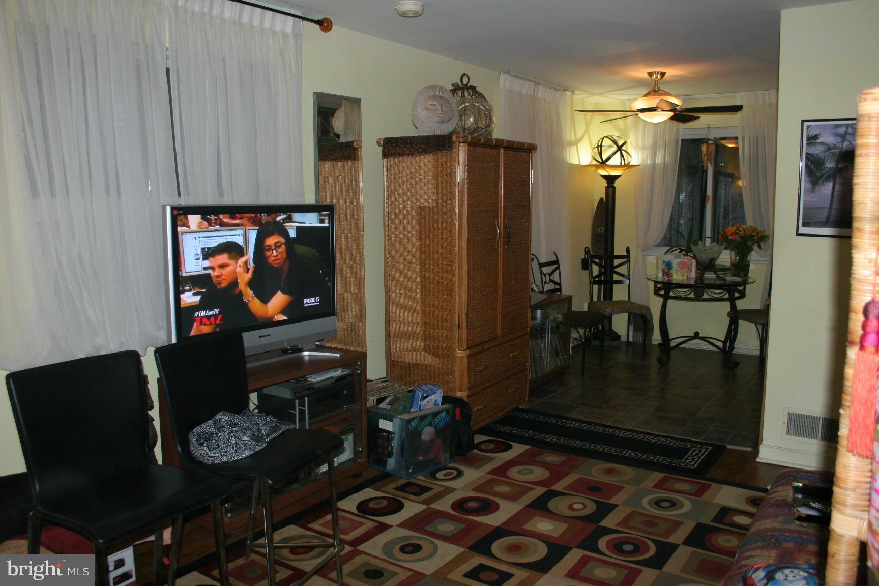 6636 Blair Road Northwest Washington, DC 20012 - Photo 5 of 10 Living Room