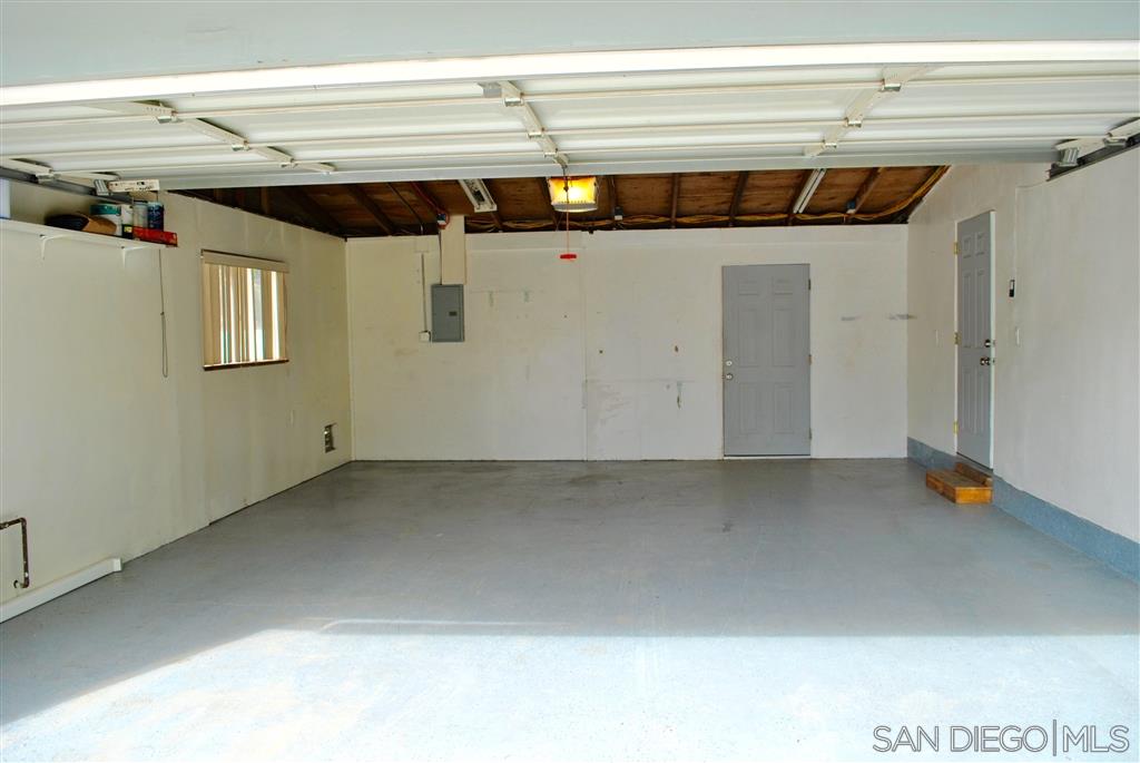 2119 Weeping Willow Way Fallbrook, CA 92028 - Photo 14 of 23