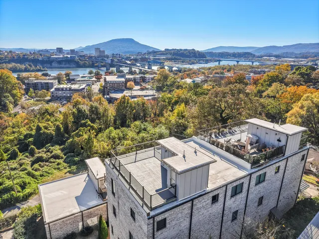 $1,098,000 | 294 Druid Lane, Chattanooga, TN 37405