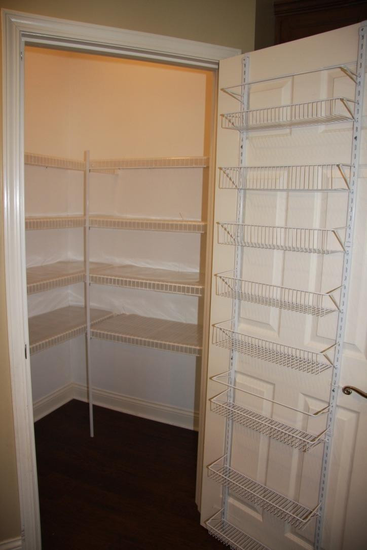 260 Ransom Trace Georgetown, KY 40324 - Photo 11 of 33 Pantry
