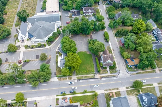 $999,000 | 12 West Main Street, Mendham, NJ 07945