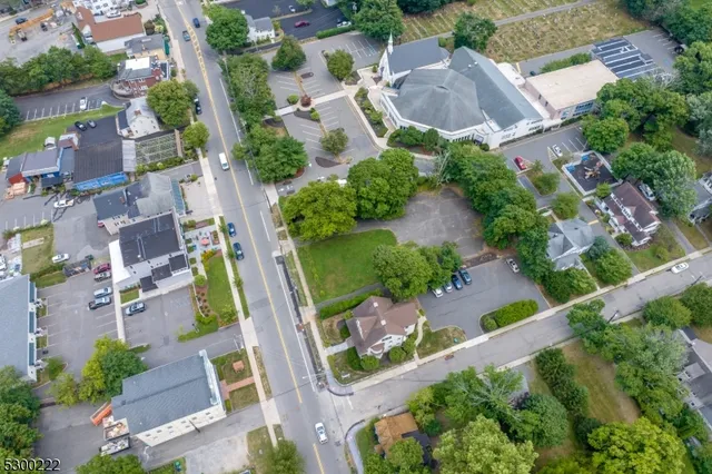 $999,000 | 12 West Main Street, Mendham, NJ 07945