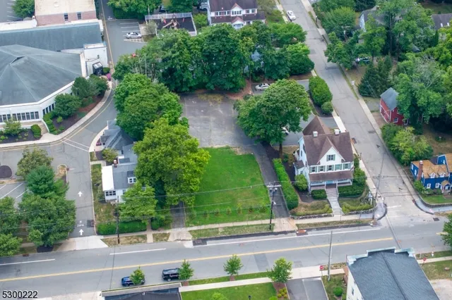 $999,000 | 12 West Main Street, Mendham, NJ 07945