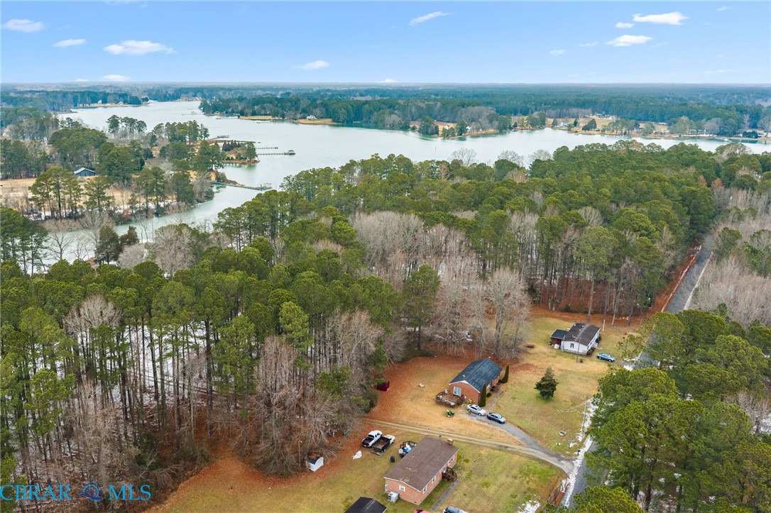 301 Osprey Road Cardinal, VA 23025 - Photo 2 of 25