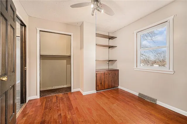 $220,000 | 111 Pawnee Avenue, Hiawatha, KS 66434