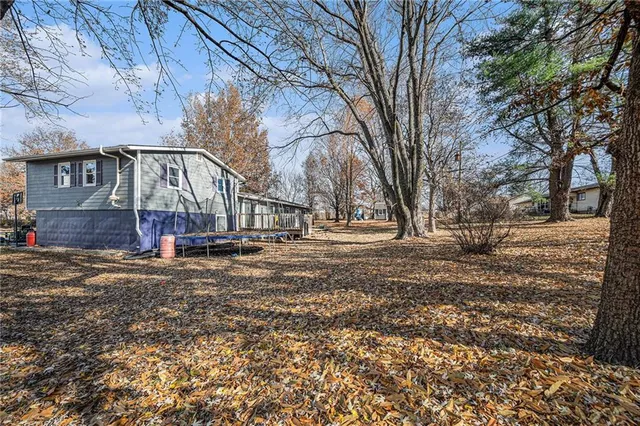 $220,000 | 111 Pawnee Avenue, Hiawatha, KS 66434