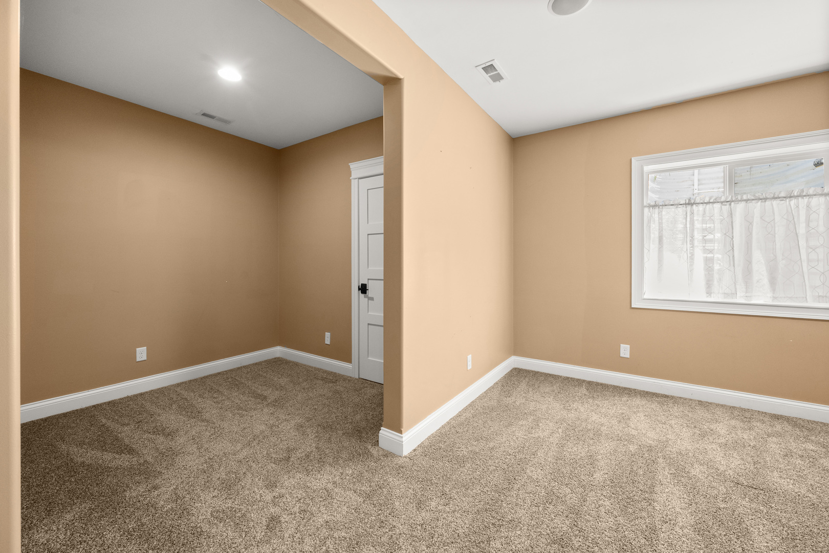 657 Brighton Way Sycamore, IL 60178 - Photo 37 of 64