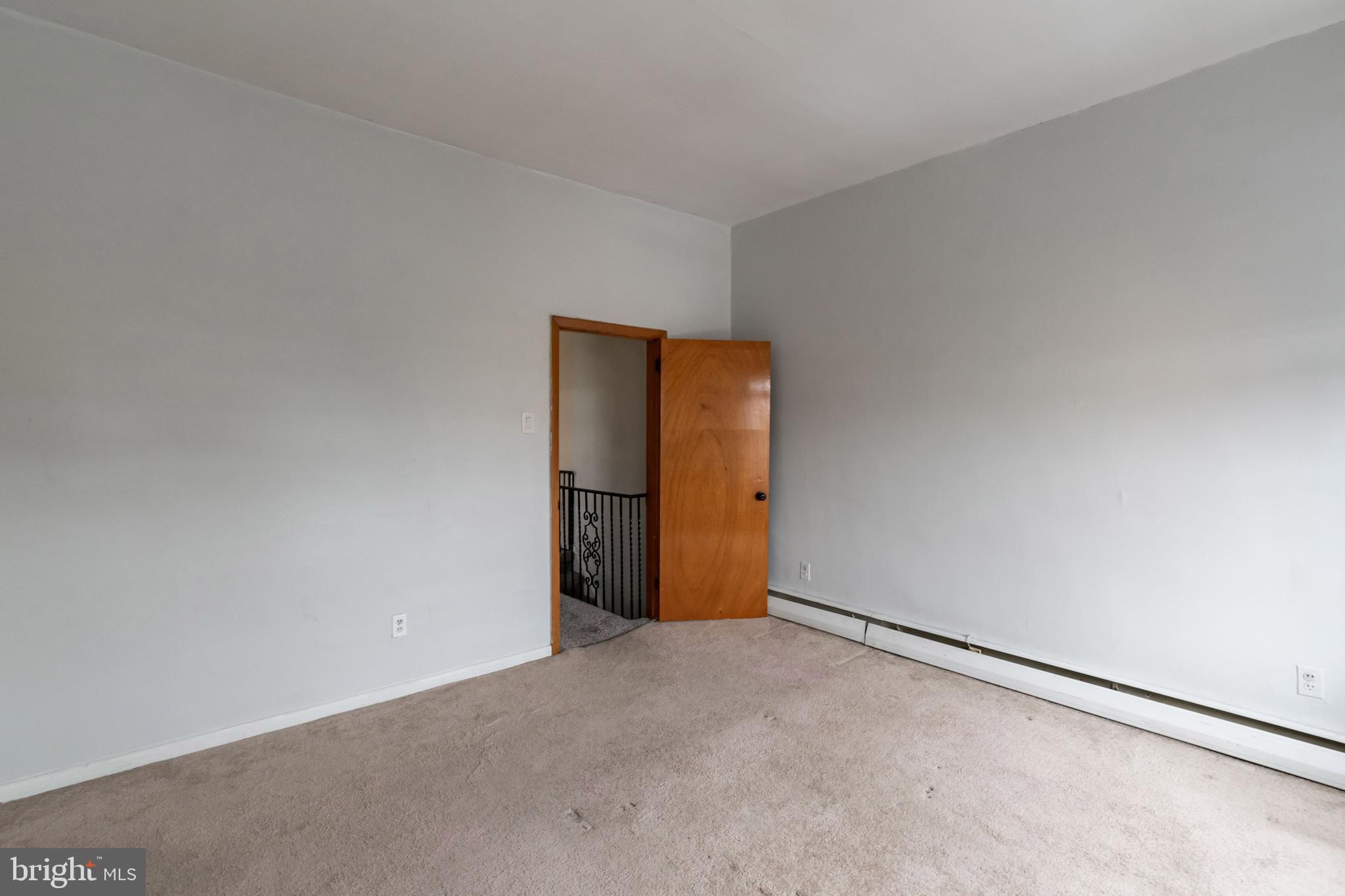 1325 West Porter Street Philadelphia, PA 19148 - Photo 15 of 17 a view of an empty room