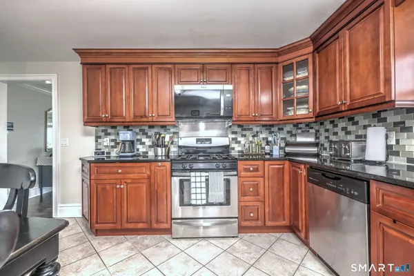 $399,900 | 35 Nelson Terrace, Bridgeport, CT 06610