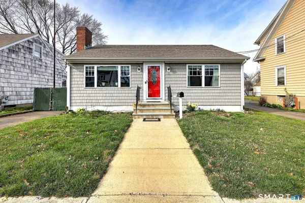 $399,900 | 35 Nelson Terrace, Bridgeport, CT 06610