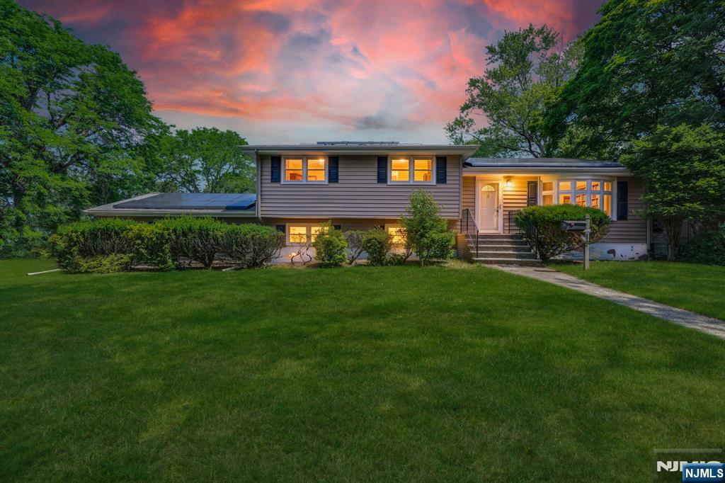 19 Lawrence Road Wayne, NJ 07470 - Photo 1 of 33