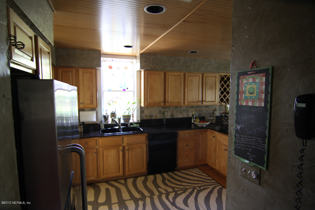 2371 Seminole Road Atlantic Beach, FL 32233 - Photo 8 of 16 Kitchen