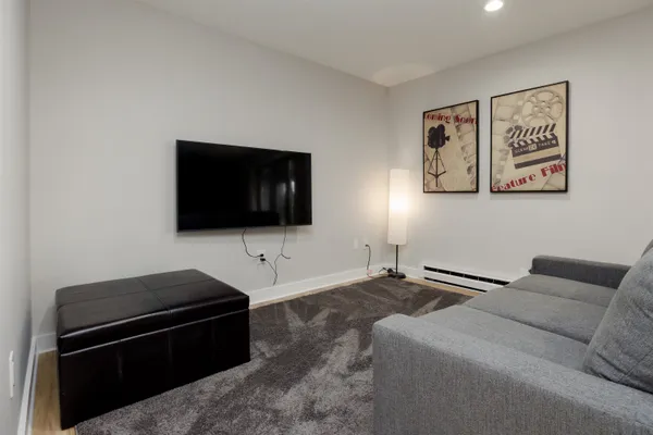 $529,000 | 170 Sugar Hill Lane, Hartford, VT 05059