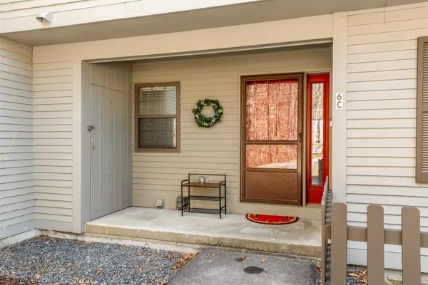 $529,000 | 170 Sugar Hill Lane, Hartford, VT 05059