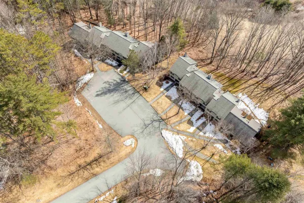 $529,000 | 170 Sugar Hill Lane, Hartford, VT 05059