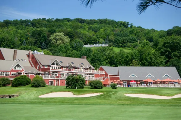 $529,000 | 170 Sugar Hill Lane, Hartford, VT 05059