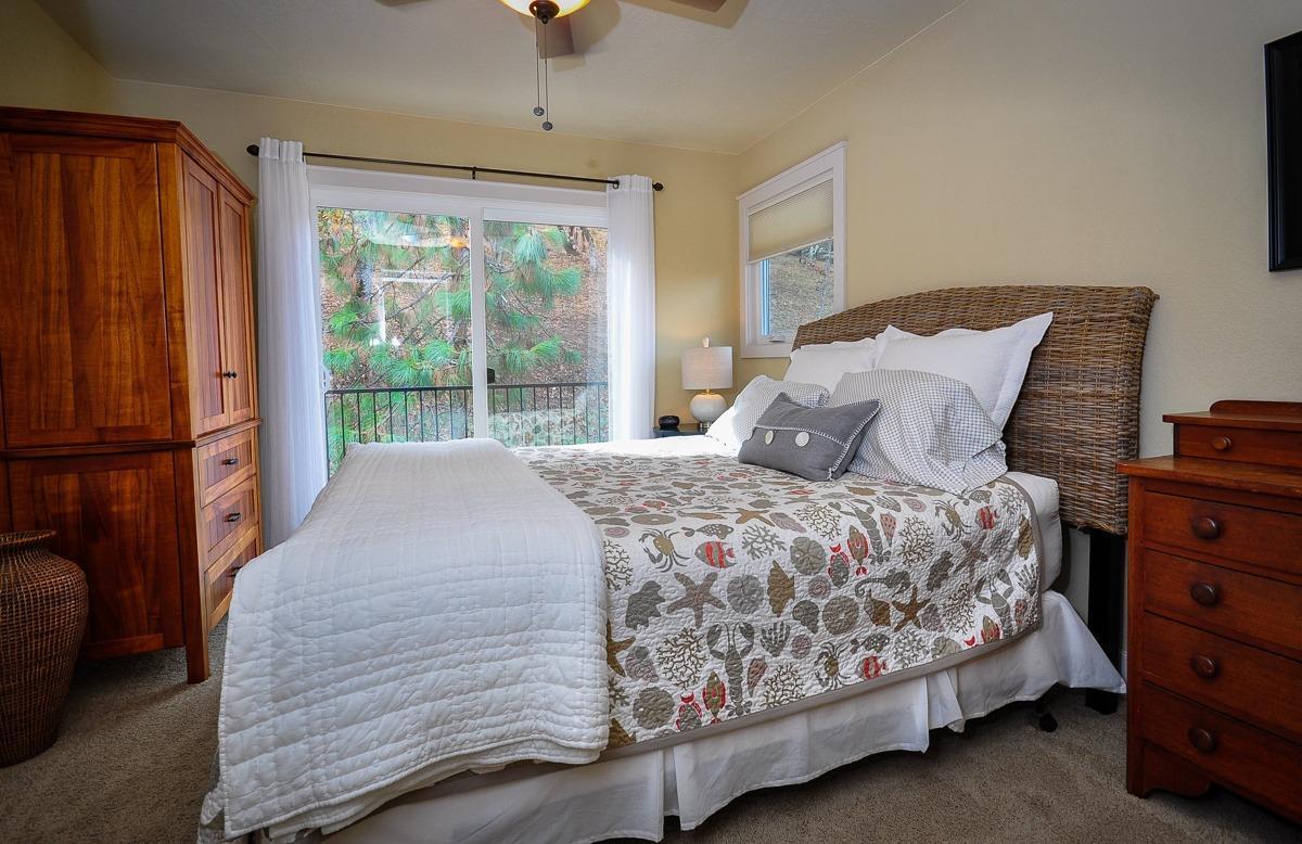 2069 Knowles Road Medford, OR 97501 - Photo 26 of 35 Additional Photo