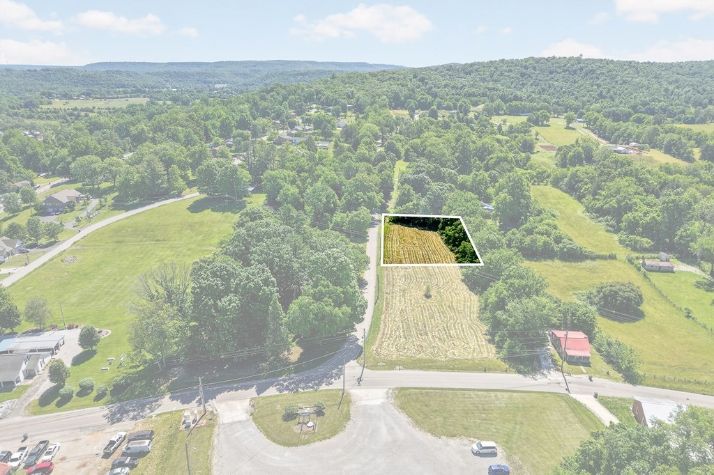 103 Jones Road Sparta, TN 38583 - Photo 5 of 35