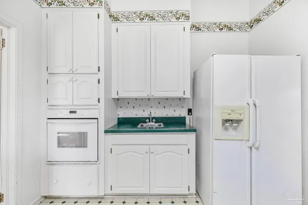 a view of a room with an entryway