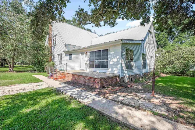 $399,000 | 625 Arthur Hall Road, Atmore, AL 36502