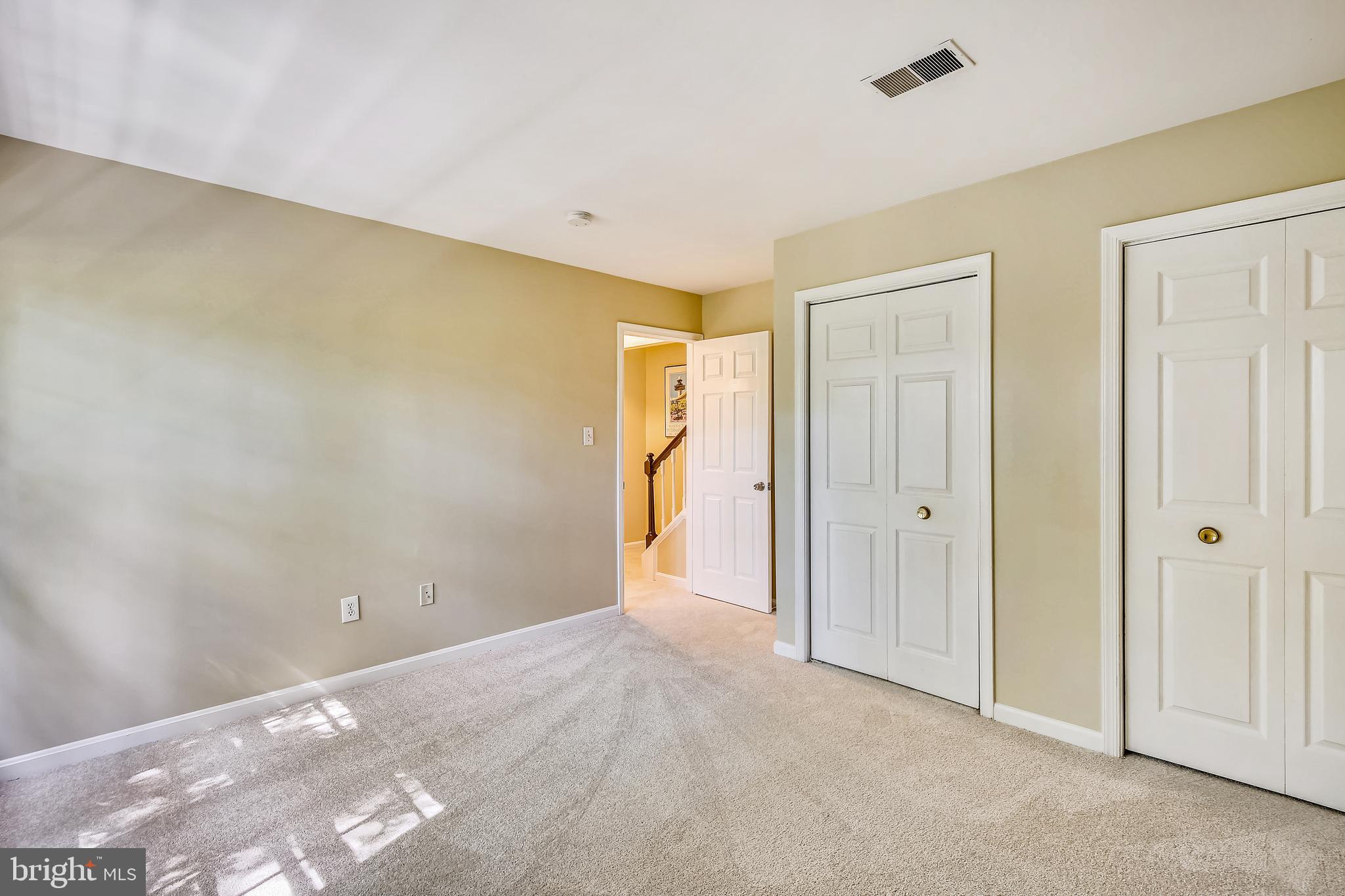 11955 Grey Squirrel Lane Reston, VA 20194 - Photo 28 of 61 Second bedroom