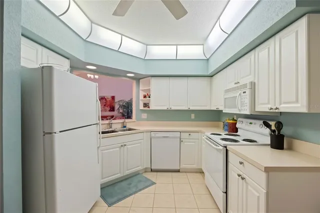 $259,900 | 7033 Strand Circle, Unit 102, Bradenton, FL 34203