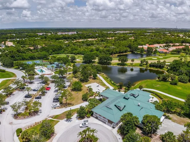 $259,900 | 7033 Strand Circle, Unit 102, Bradenton, FL 34203