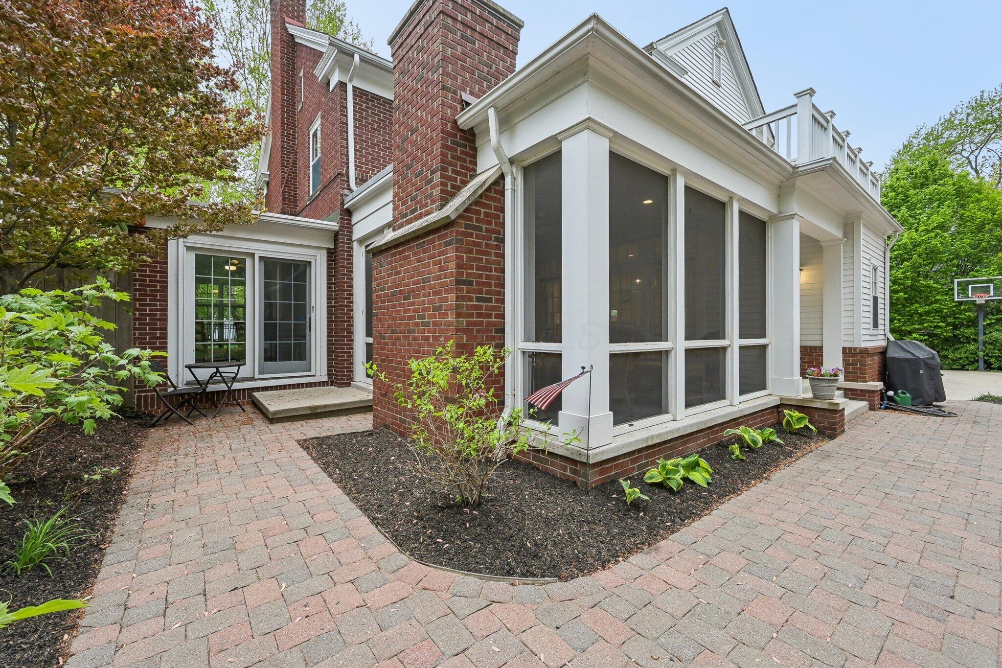 68 West Beaumont Road Columbus, OH 43214 - Photo 34 of 47 84-web-or-mls-W Beaumont Rd-3004-084