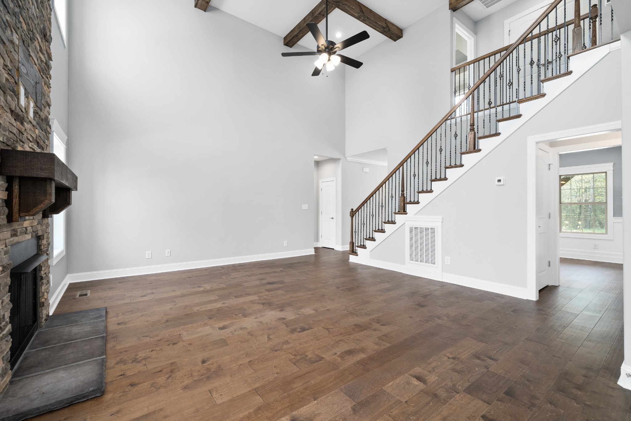 267 Alonzo Place Cunningham, TN 37052 - Photo 12 of 40 a view of an entryway with wooden floor