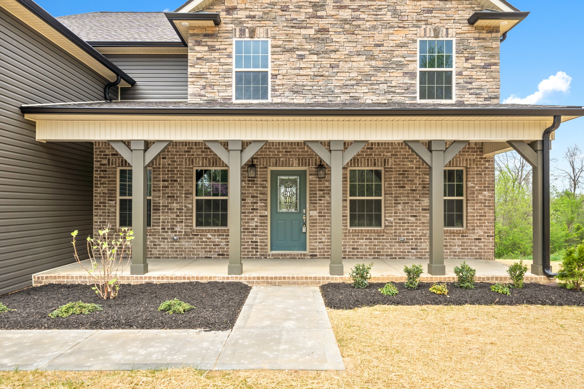 267 Alonzo Place Cunningham, TN 37052 - Photo 5 of 40 a view of entrance front of house