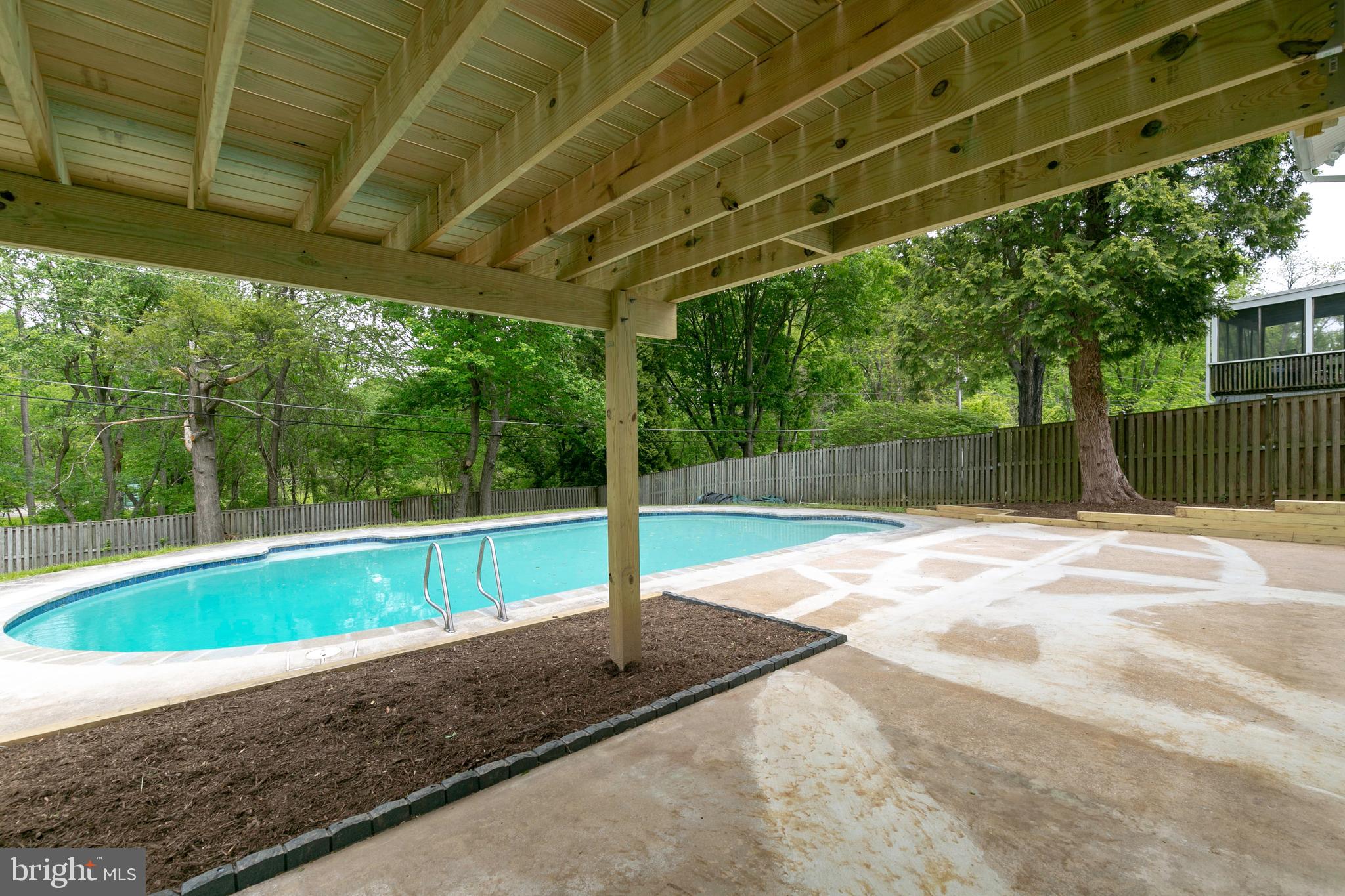 121 Chargeur Road Reisterstown, MD 21136 - Photo 38 of 42 Shade under the Porch