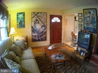 9 Gilmore Road Ewing, NJ 08628 - Photo 5 of 6