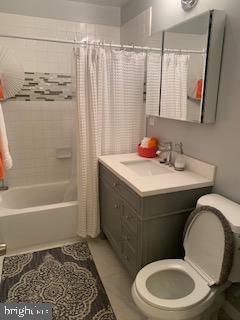 8405 Billson Road Randallstown, MD 21133 - Photo 23 of 40 Hall Bathroom