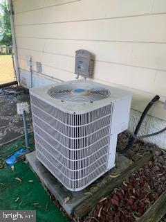 8405 Billson Road Randallstown, MD 21133 - Photo 40 of 40 AC Condenser