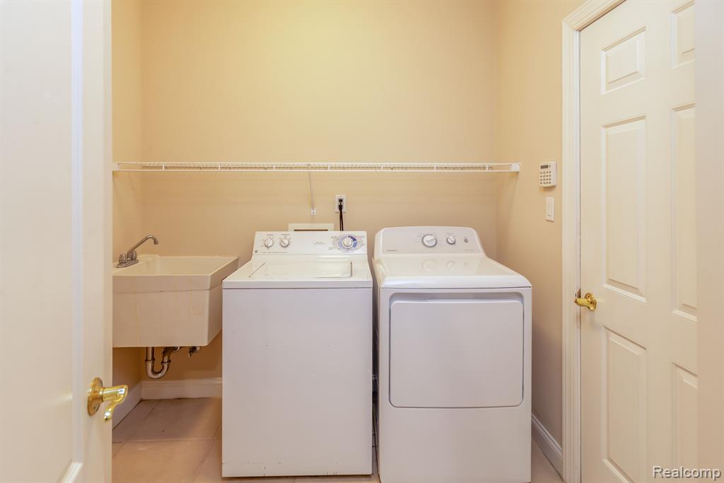 24931 Reeds Pointe Drive Novi, MI 48374 - Photo 30 of 42 Gallery Image 30
