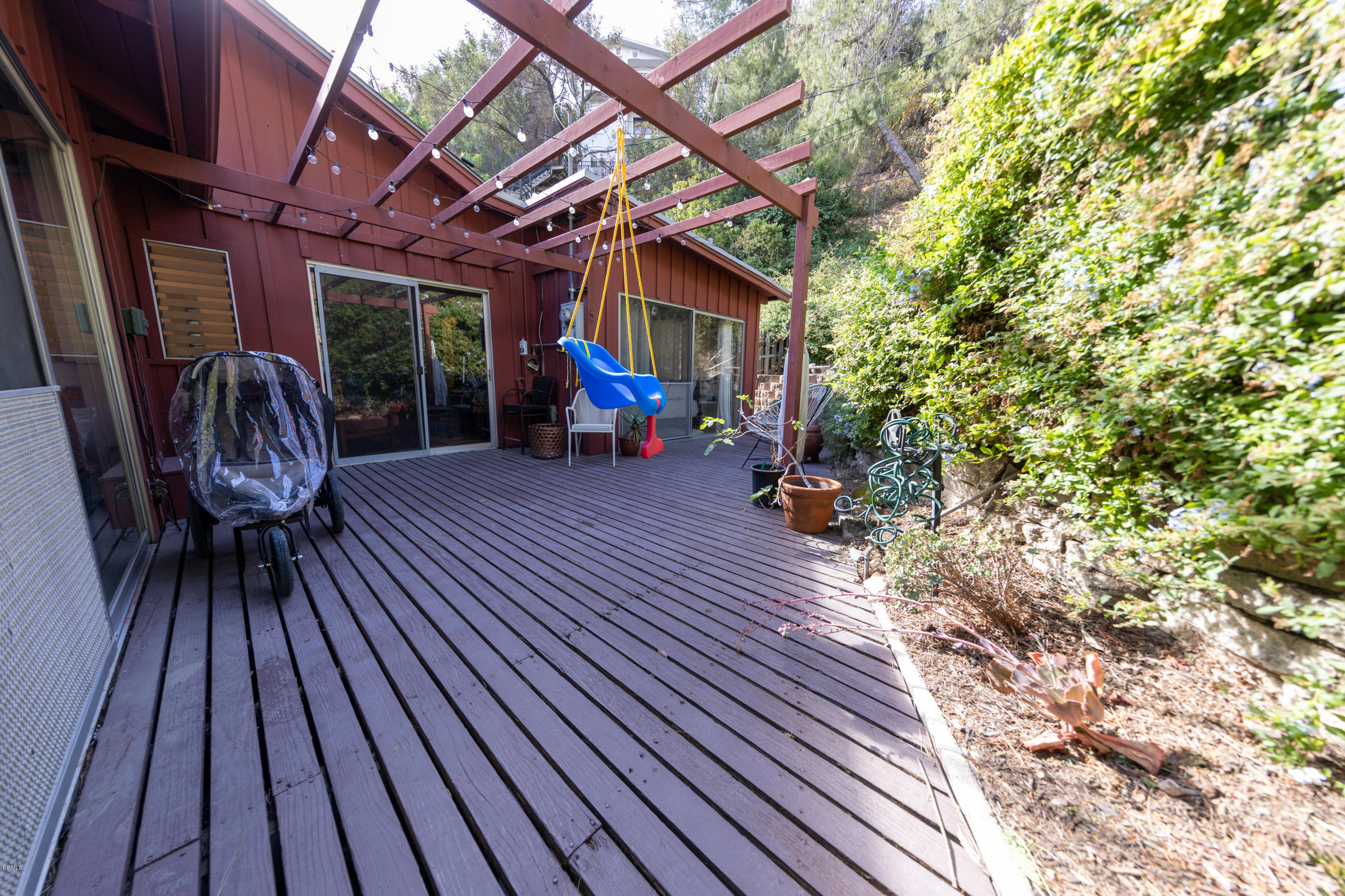 503 Quail Drive Los Angeles, CA 90065 - Photo 15 of 16 a view of a chairs in a patio