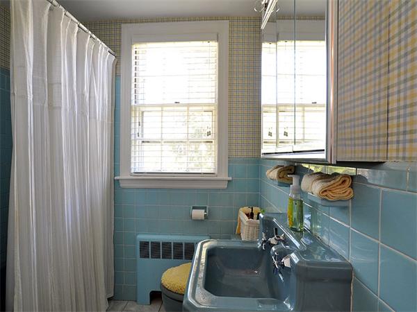 41 Larchmont Road Melrose, MA 02176 - Photo 13 of 28 Gallery Image 13