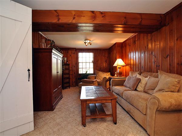 41 Larchmont Road Melrose, MA 02176 - Photo 21 of 28 Gallery Image 21