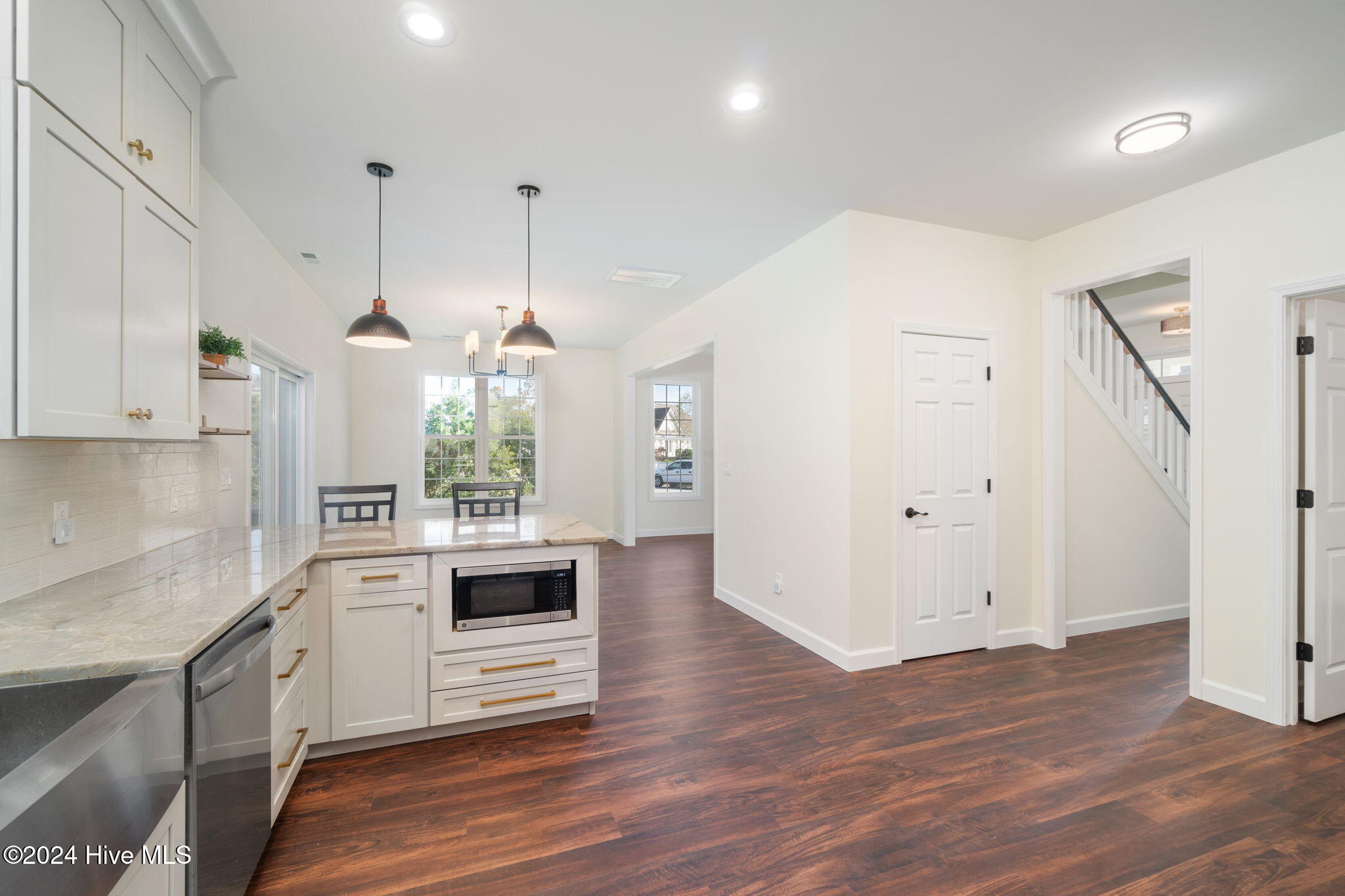 1602 Razorbill Court Morehead City, NC 28557 - Photo 18 of 62 Updated, gourmet kitchen