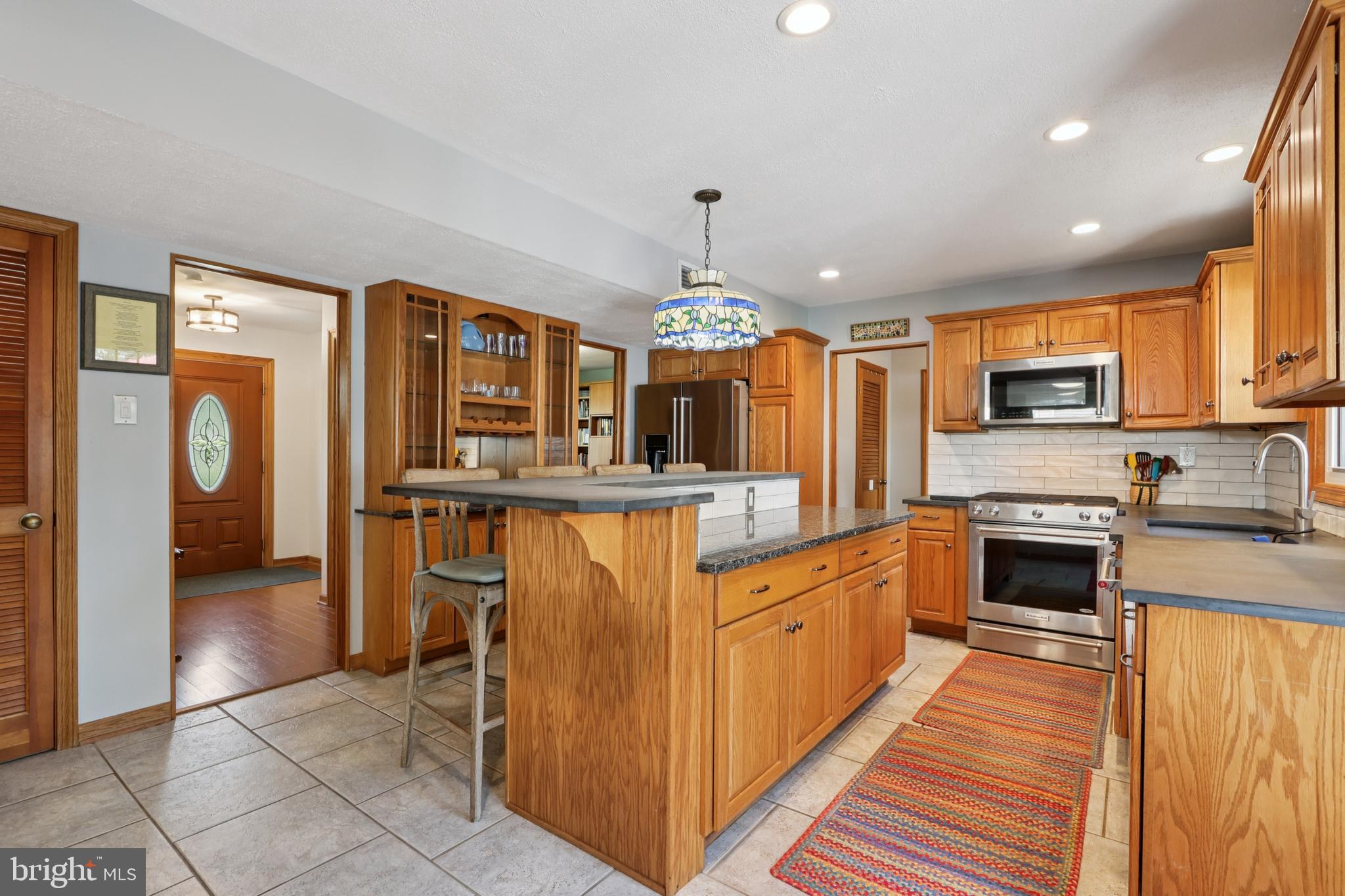 8 Coates Road Allentown, NJ 08501 - Photo 7 of 46 Gallery Image 7