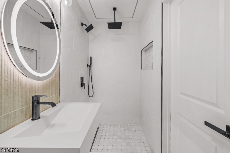34 Miller Road Cranbury, NJ 08512 - Photo 21 of 37