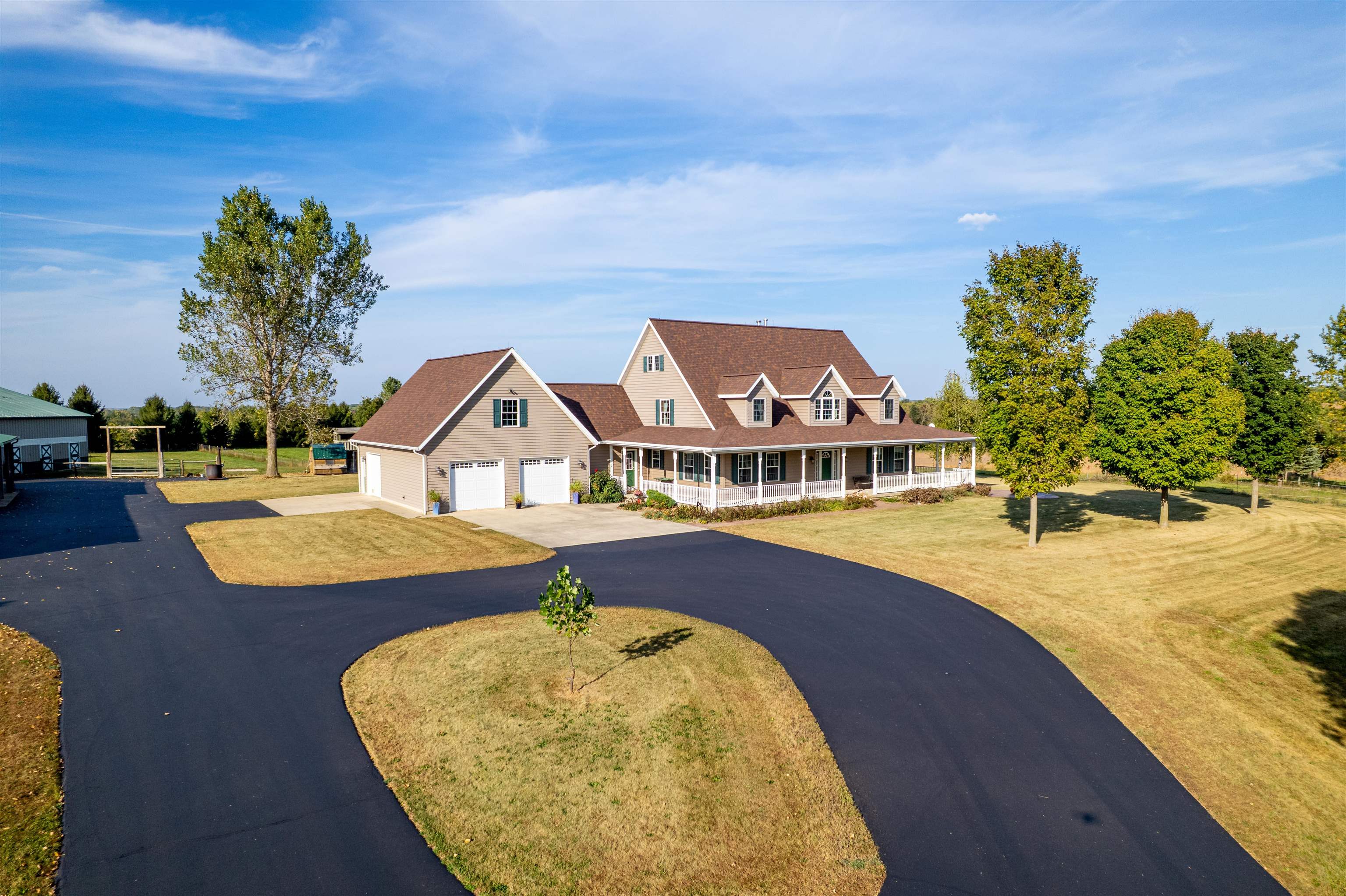10477 (10 Ac) Telegraph Road Pecatonica, IL 61063 - Photo 1 of 99 Gallery Image 1