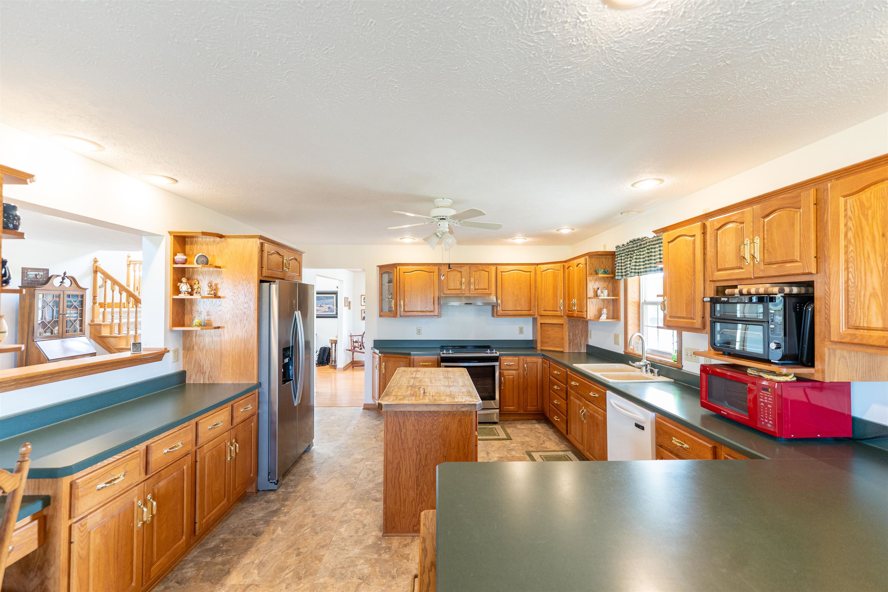 10477 (10 Ac) Telegraph Road Pecatonica, IL 61063 - Photo 16 of 99 Gallery Image 16