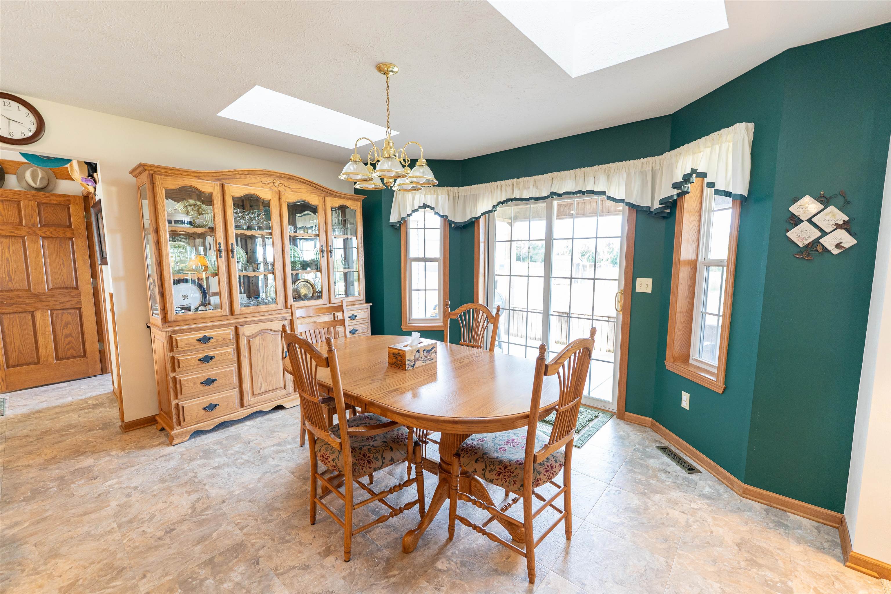 10477 (10 Ac) Telegraph Road Pecatonica, IL 61063 - Photo 20 of 99 Gallery Image 20