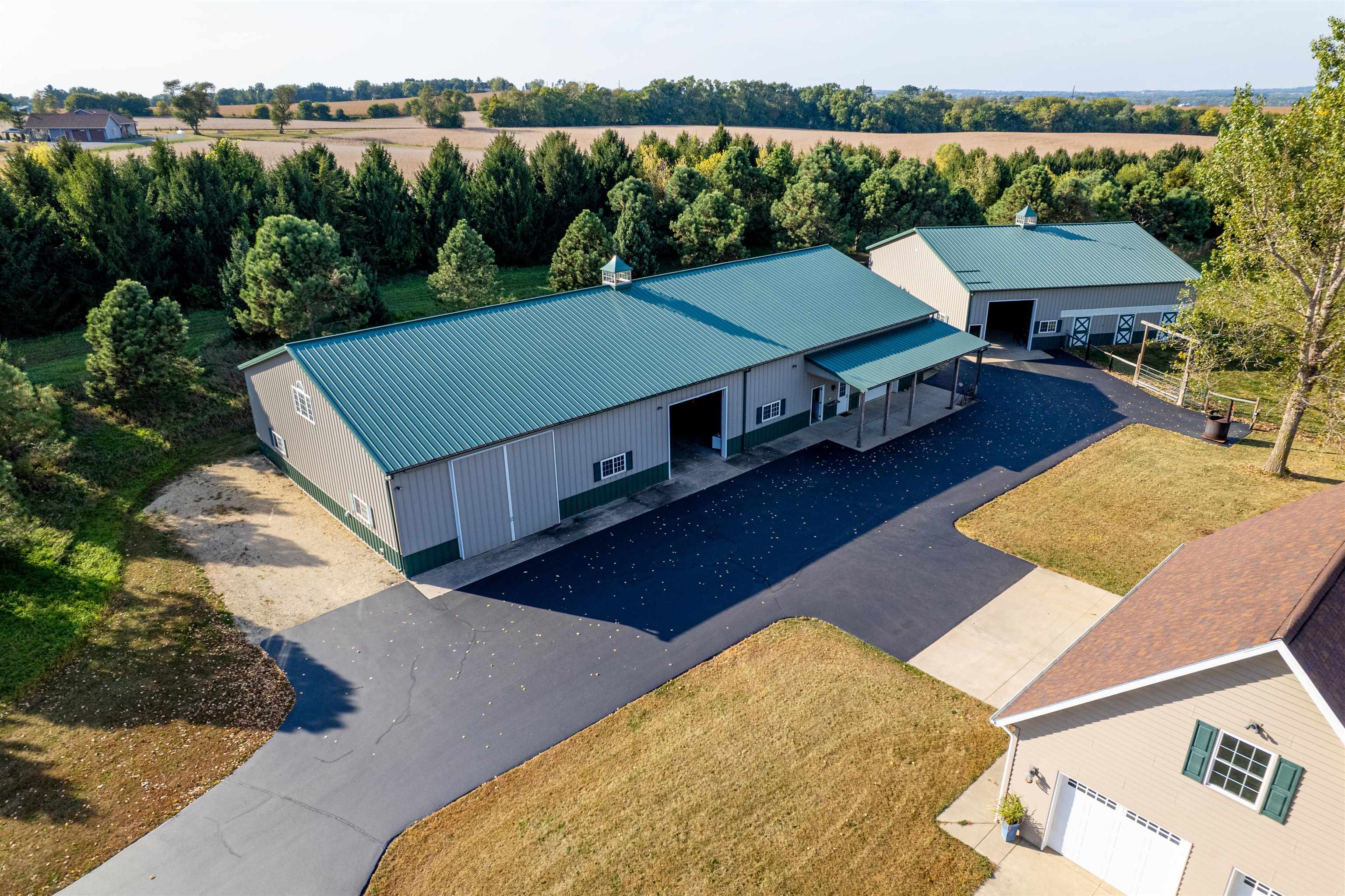 10477 (10 Ac) Telegraph Road Pecatonica, IL 61063 - Photo 4 of 99 Gallery Image 4