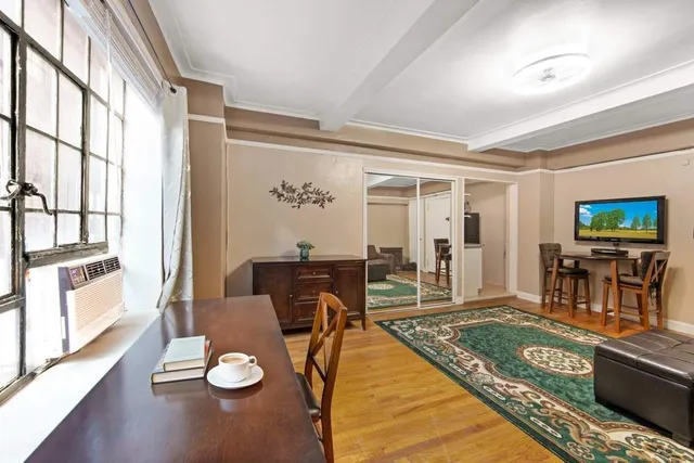 $399,800 | 10 Park Avenue, Unit 5K | Murray Hill