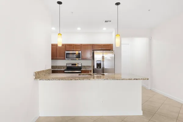 $2,500 | 9512 Southwest Merlin Court, Stuart, FL 34997